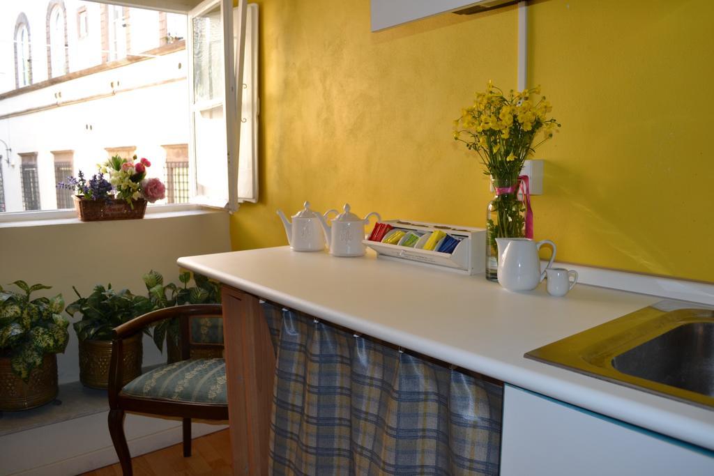 Studio In Centre Apartamento Lucca Exterior foto